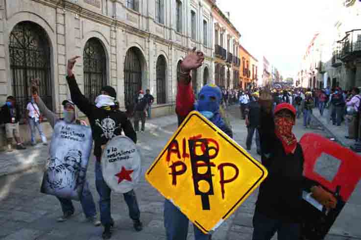 © Alicia Huerta, Insultos a federales