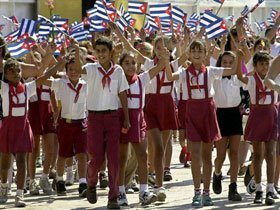 ESTUDIANTES CUBANOS