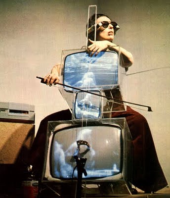 © Nam June Paik