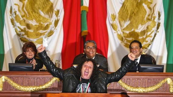 Lora en el congreso