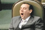 El diputado Alberto Esquer Gutiérrez trabajando