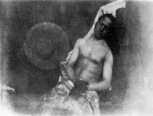 Autorretrato de un hombre ahogado. Hippolyte Bayard, 1840