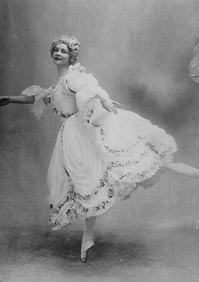 María Camargo.