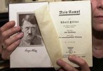 Mi lucha, de Adolf Hitler.