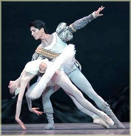 Odette y el príncipe Sigfrido en el pas de deux de El lago de los cisnes.