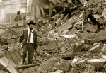 El atentado terrorista a la Asociación Mutualista Israelita Argentina de Buenos Aires, el 18 de julio de 1994, dejó un saldo de 85 personas muertas y 300 heridas.