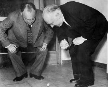 6pauli_bohr_tippetop