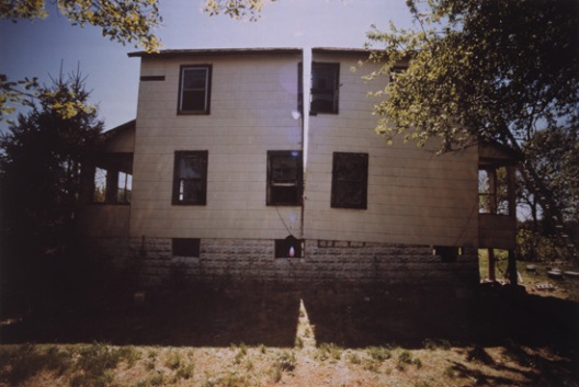 Gordon Matta Clark Splitting,1974