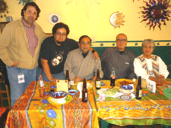 Carlos Bustos, Godofredo Olivares, Iván Farías, yo, Olimpia Vadillo