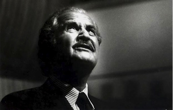 carlos-fuentes-blanco-y-negro