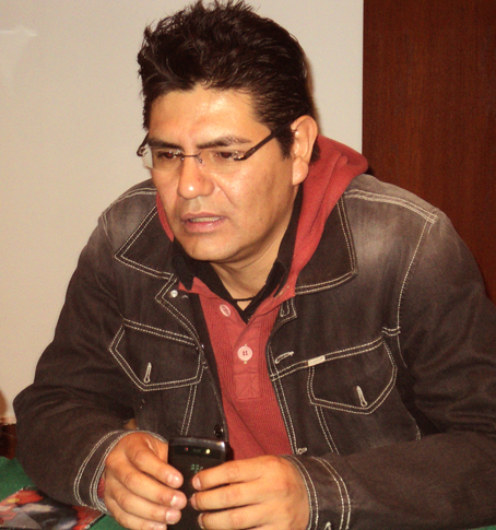 Alejandro Almazán. Foto © www.elcirculorojo.com.mx