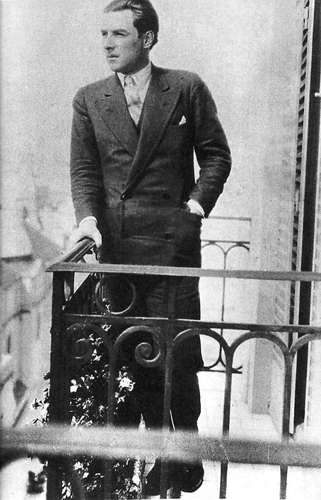 Roberto Arlt en la terraza, 1935.